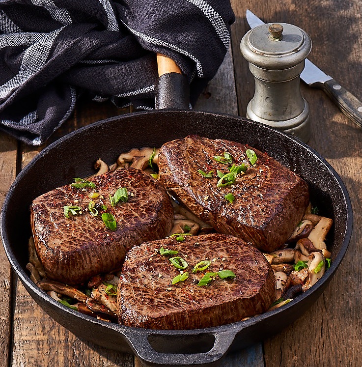 How to Cook Steak in a Cast Iron Skillet – The Wagyu Shop